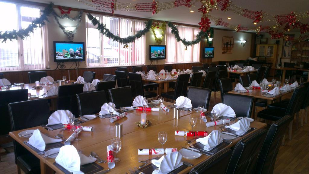 Wayside Cheer Hotel 카스텔 외부 사진